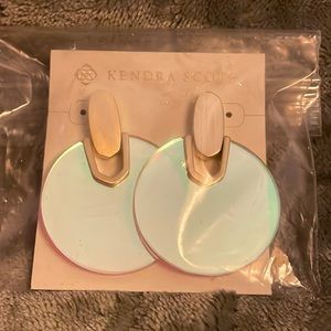 Didi Statement Earrings In Gold/Iridescent Discs